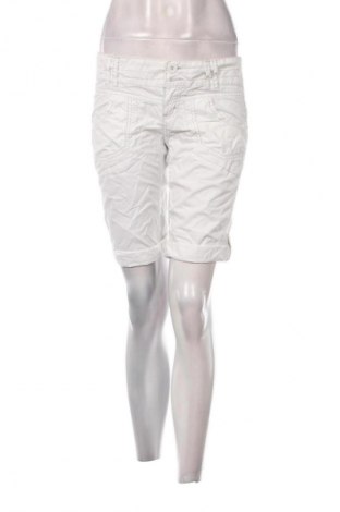 Női rövidnadrág Edc By Esprit, Méret M, Szín Fehér, Ár 1 659 Ft