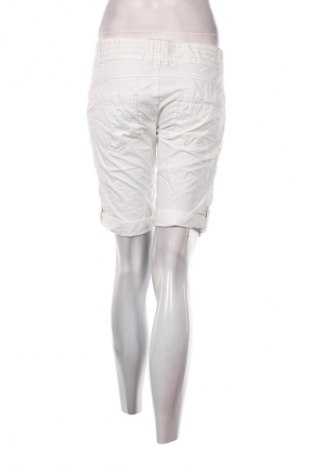 Női rövidnadrág Edc By Esprit, Méret M, Szín Fehér, Ár 1 659 Ft