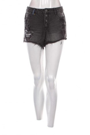 Női rövidnadrág ONLY, Méret M, Szín Fekete, Ár 1 129 Ft