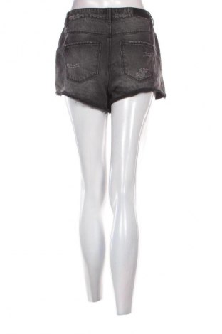 Női rövidnadrág ONLY, Méret M, Szín Fekete, Ár 1 129 Ft