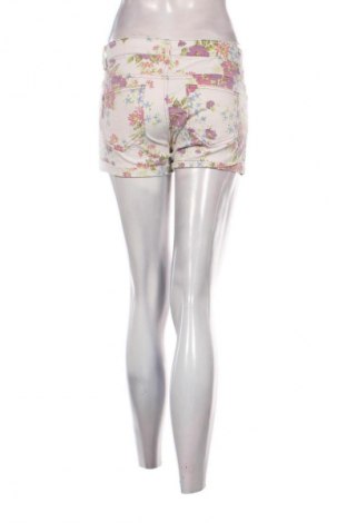 Női rövidnadrág ONLY, Méret M, Szín Sokszínű, Ár 1 129 Ft