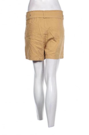 Дамски къс панталон Pull&Bear, Размер S, Цвят Бежов, Цена 2,55 €