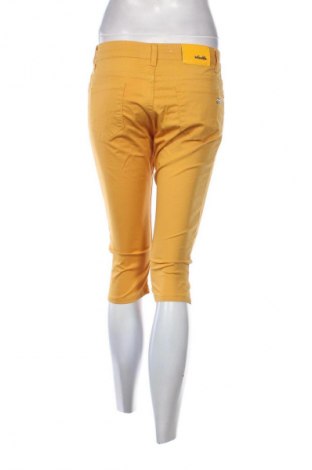 Női rövidnadrág Unbranded, Méret M, Szín Narancssárga
, Ár 1 029 Ft