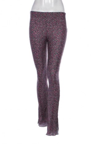 Pantaloni de femei Bershka, Mărime S, Culoare Multicolor, Preț 7,99 Lei