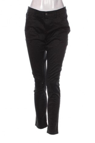 Női nadrág Esprit, Méret M, Szín Fekete, Ár 1 869 Ft