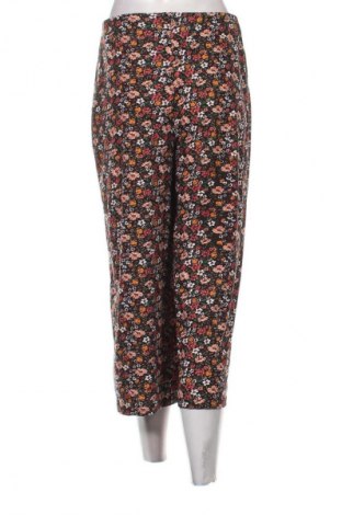 Damenhose IX-O, Größe M, Farbe Mehrfarbig, Preis 2,99 €