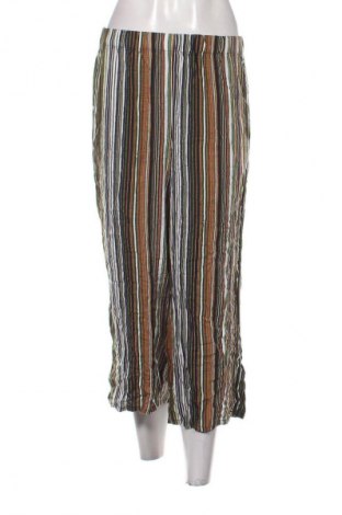 Damenhose LC Waikiki, Größe M, Farbe Mehrfarbig, Preis 3,99 €