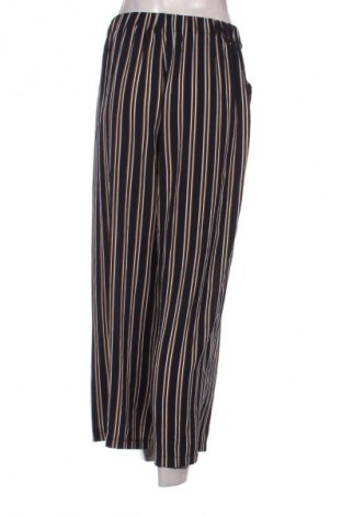 Дамски панталон Pieces, Размер M, Цвят Многоцветен, Цена 2,55 €