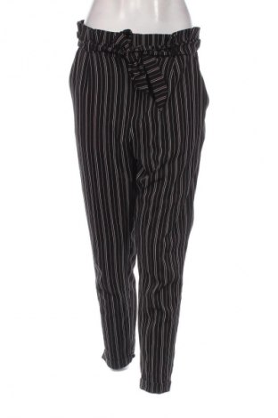 Dámské kalhoty  Pull&Bear, Velikost M, Barva Vícebarevné, Cena  49,00 Kč