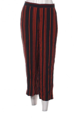 Дамски панталон Soaked In Luxury, Размер S, Цвят Многоцветен, Цена 2,55 €