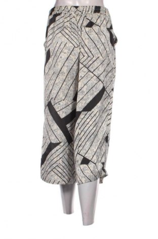 Дамски панталон Vero Moda, Размер S, Цвят Многоцветен, Цена 3,06 €