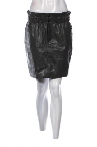 Кожена пола ONLY, Размер M, Цвят Зелен, Цена 2,04 €