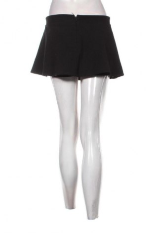 Пола - панталон Unbranded, Размер M, Цвят Черен, Цена 2,04 €