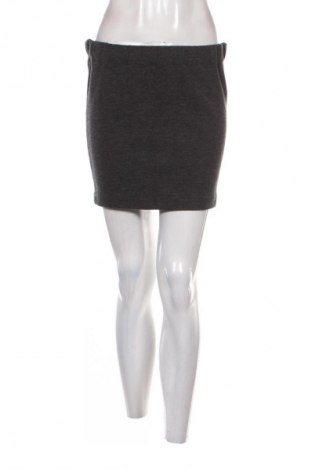 Пола 24 Colours, Размер M, Цвят Сив, Цена 2,04 €