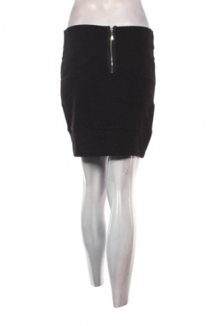 Пола Amisu, Размер M, Цвят Черен, Цена 2,04 €