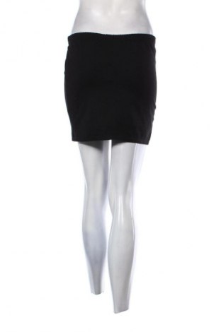 Пола Amisu, Размер S, Цвят Черен, Цена 2,04 €