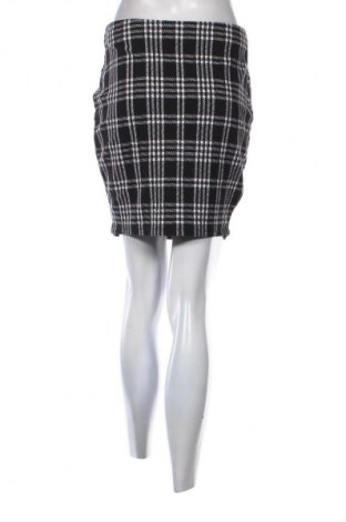 Пола Amisu, Размер M, Цвят Многоцветен, Цена 2,04 €