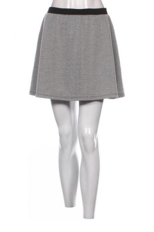 Пола Amisu, Размер M, Цвят Многоцветен, Цена 2,04 €