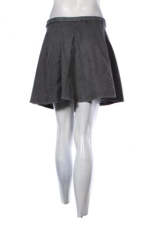 Пола Atmosphere, Размер M, Цвят Черен, Цена 2,04 €