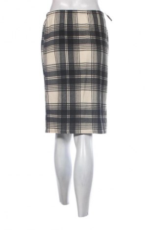 Пола Atmosphere, Размер M, Цвят Многоцветен, Цена 2,04 €