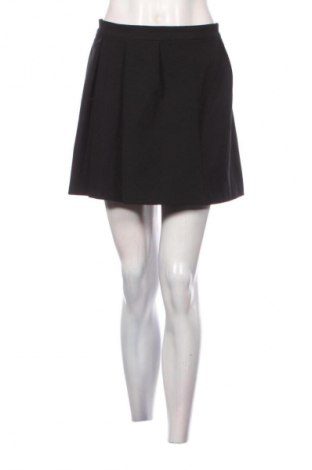 Sukně Bershka, Velikost M, Barva Černá, Cena  49,00 Kč