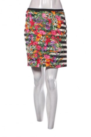 Пола C&A, Размер M, Цвят Многоцветен, Цена 2,04 €