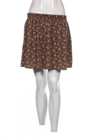 Пола Chicoree, Размер M, Цвят Многоцветен, Цена 2,04 €