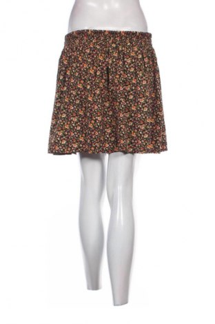 Пола Chicoree, Размер M, Цвят Многоцветен, Цена 2,04 €