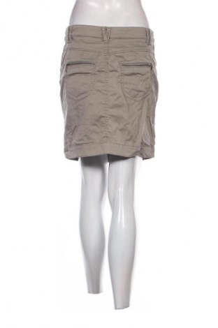 Пола Comma,, Размер M, Цвят Сив, Цена 5,62 €