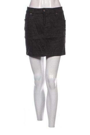 Пола Esisto, Размер M, Цвят Черен, Цена 2,04 €