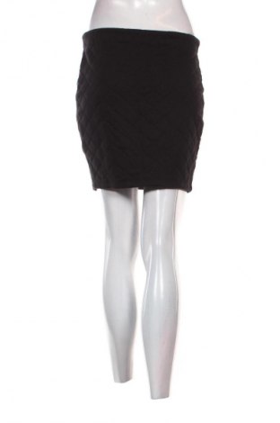 Пола Fb Sister, Размер S, Цвят Черен, Цена 2,04 €