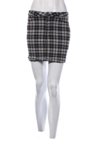 Пола Fb Sister, Размер S, Цвят Многоцветен, Цена 2,04 €