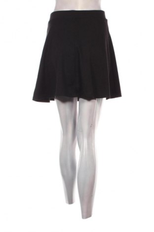 Пола Fb Sister, Размер S, Цвят Черен, Цена 2,04 €