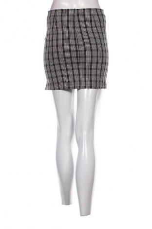 Пола Fb Sister, Размер S, Цвят Многоцветен, Цена 2,04 €