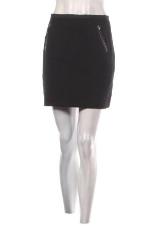 Пола H&M, Размер S, Цвят Черен, Цена 2,04 €