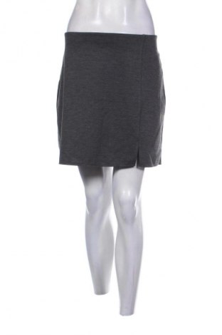 Пола H&M, Размер M, Цвят Многоцветен, Цена 2,04 €