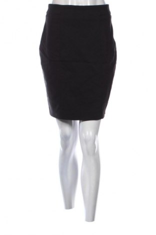 Пола H&M, Размер S, Цвят Черен, Цена 2,04 €