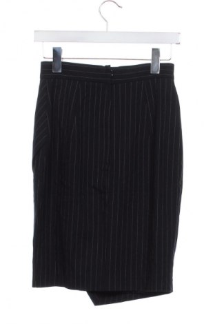 Пола H&M, Размер XS, Цвят Многоцветен, Цена 2,04 €