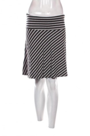 Пола H&M, Размер S, Цвят Многоцветен, Цена 2,04 €