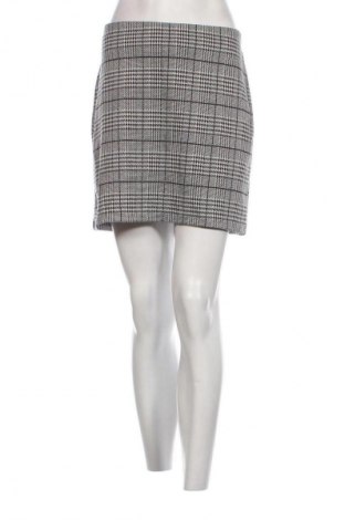 Пола H&M, Размер M, Цвят Многоцветен, Цена 2,04 €