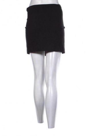 Пола H&M, Размер XL, Цвят Черен, Цена 2,04 €