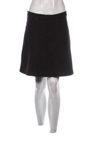 Пола H&M Divided, Размер M, Цвят Черен, Цена 2,04 €