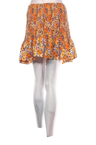 Пола H&M Divided, Размер M, Цвят Многоцветен, Цена 2,04 €