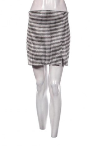 Пола H&M Divided, Размер S, Цвят Многоцветен, Цена 2,04 €