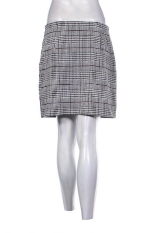 Пола H&M Divided, Размер M, Цвят Многоцветен, Цена 2,04 €