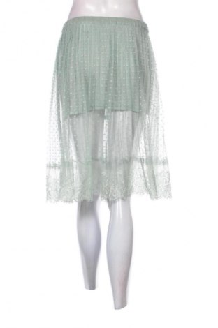 Пола H&M Divided, Размер S, Цвят Зелен, Цена 2,04 €