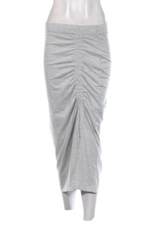 Пола House, Размер M, Цвят Сив, Цена 3,57 €