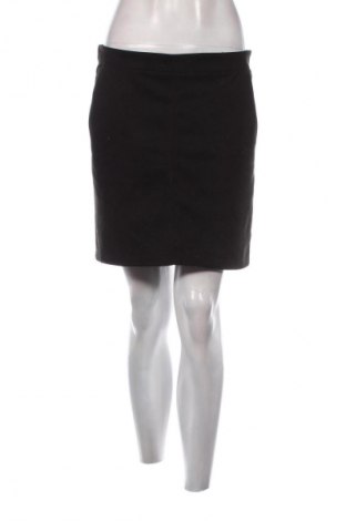 Пола Janina, Размер M, Цвят Черен, Цена 2,04 €