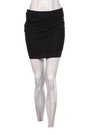 Пола Janina, Размер S, Цвят Черен, Цена 2,04 €