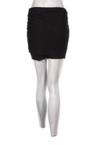 Пола Janina, Размер S, Цвят Черен, Цена 2,04 €